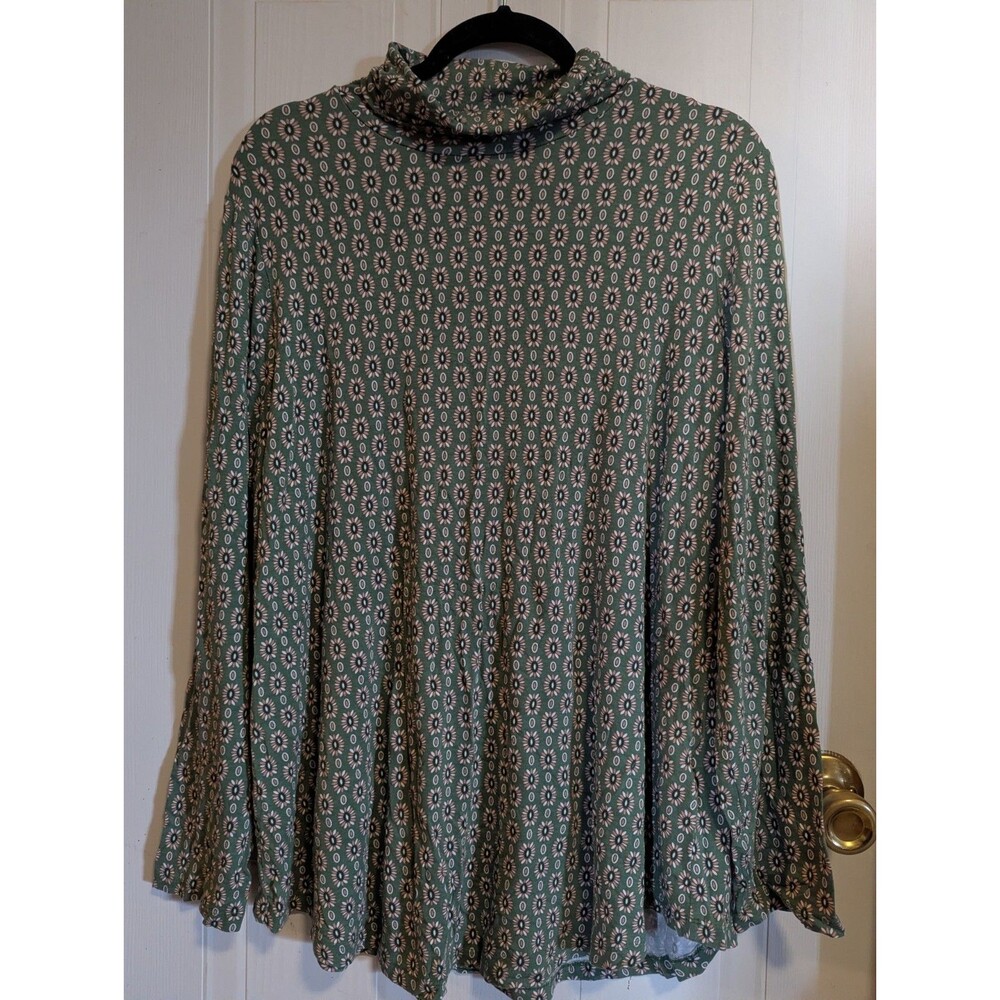 JM Collection Women's XL Green Floral Cowl Neck Long Sleeve Knit Turtle Shirt